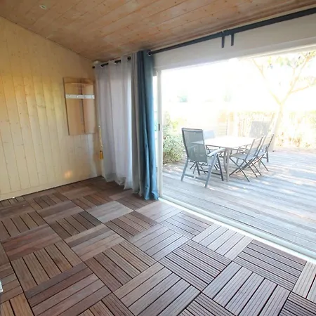 Belle Maison Toute Climatisee -veranda -4 Couchages, Exposition Ouest-sud- 800m De La De Lrcs169 Villa *